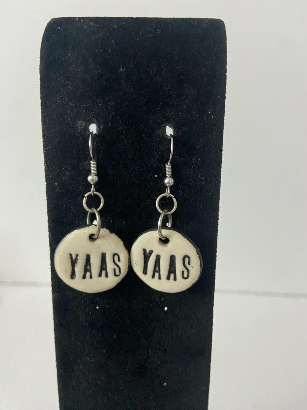 Cream ceramic yaas earrings